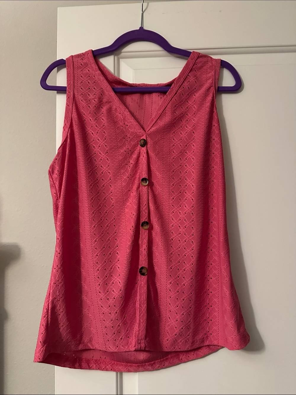 Sleeveless Eyelet Button-Front Tank Top - Pink